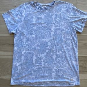 Marine Layer floral t-shirt in large/XL